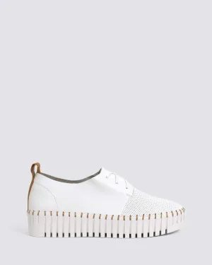 BATU WHITE/TAN/WHITE SOLE