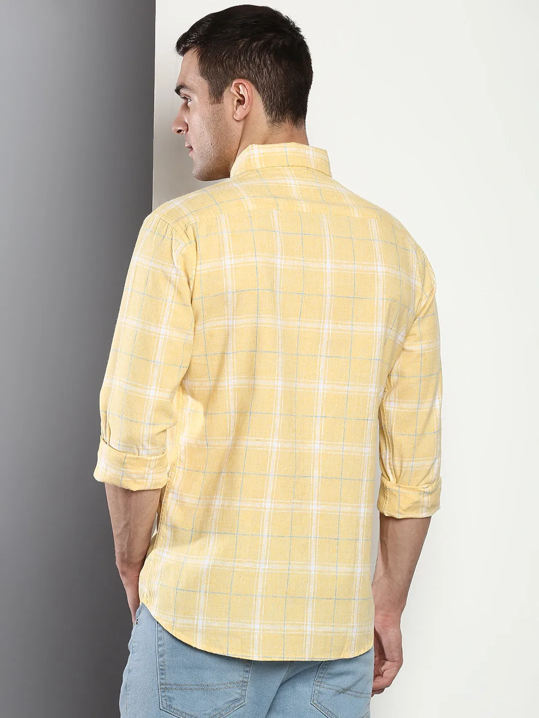 Men's Checkered Slim Fit Cotton Linen Casual Shirt With Button-Down Collar & Full Sleeves