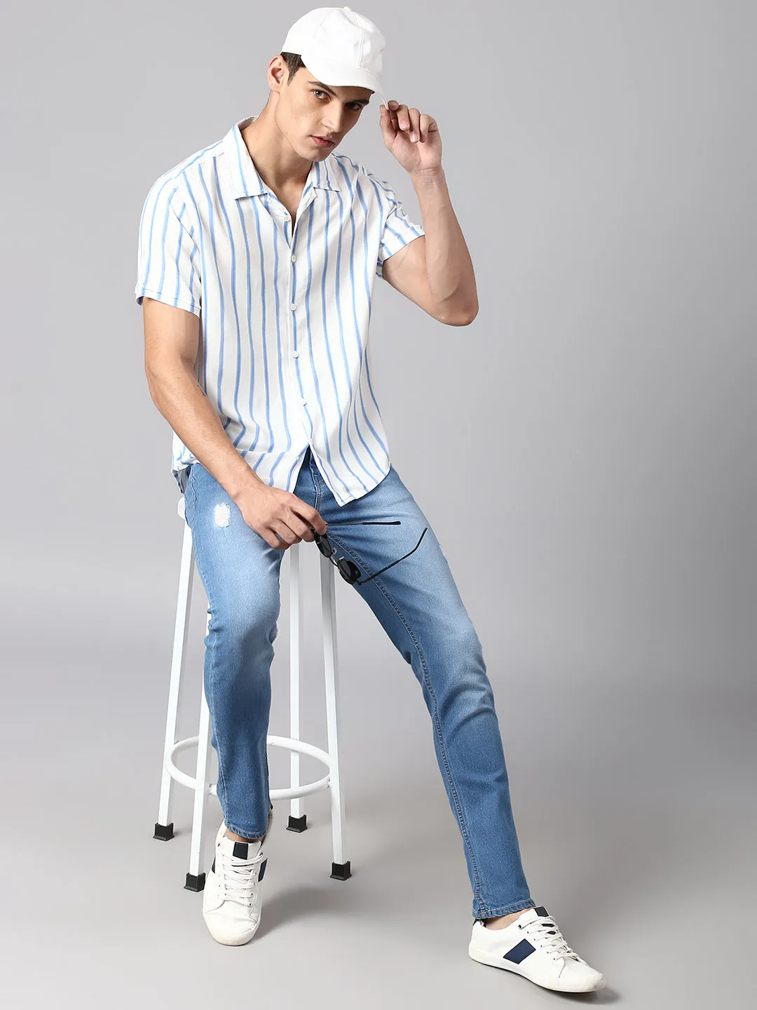 Men's White Slim Fit Half Sleeves Casual Shirt