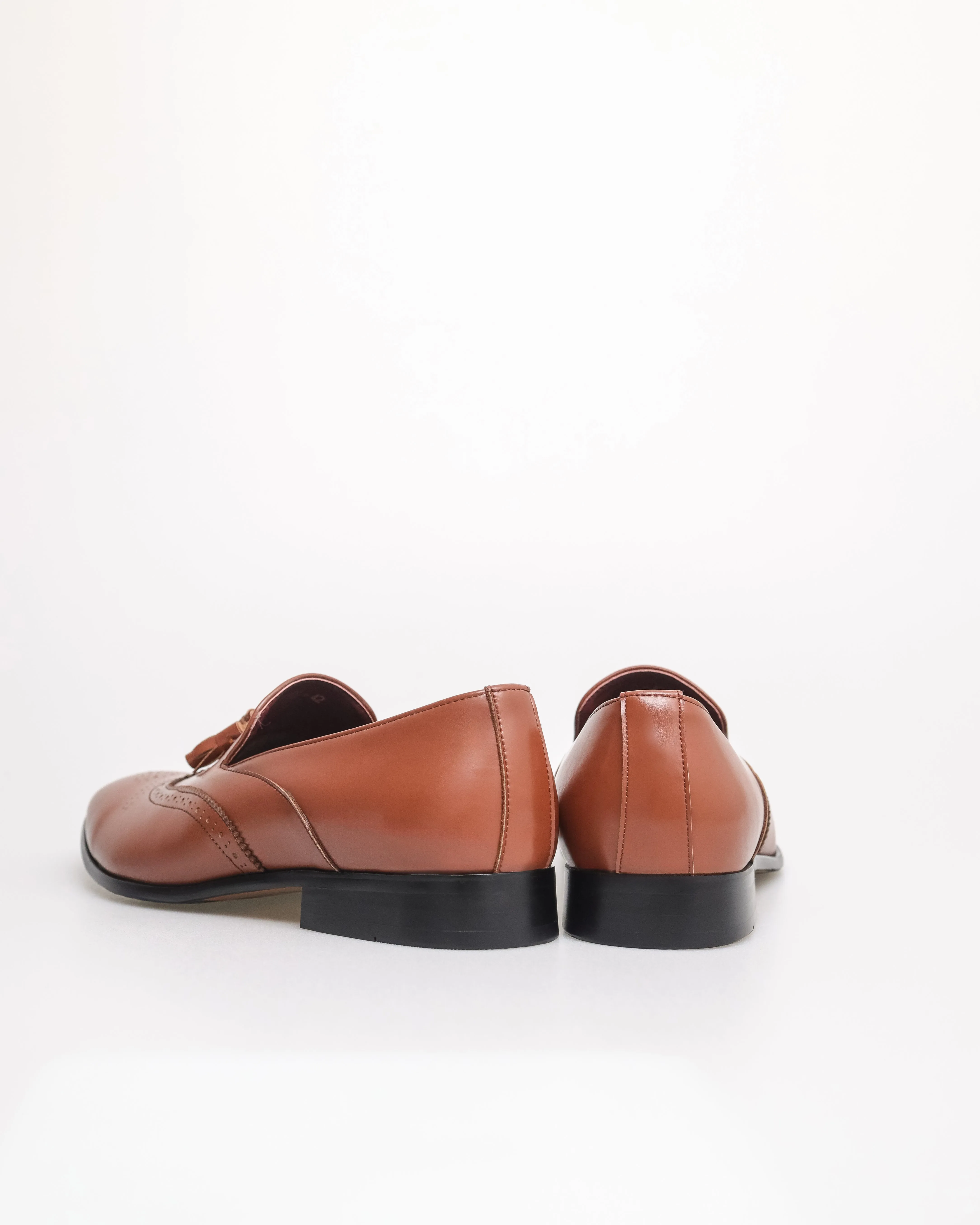 Tomaz HF100 Men's Wingtip Tassel Loafer