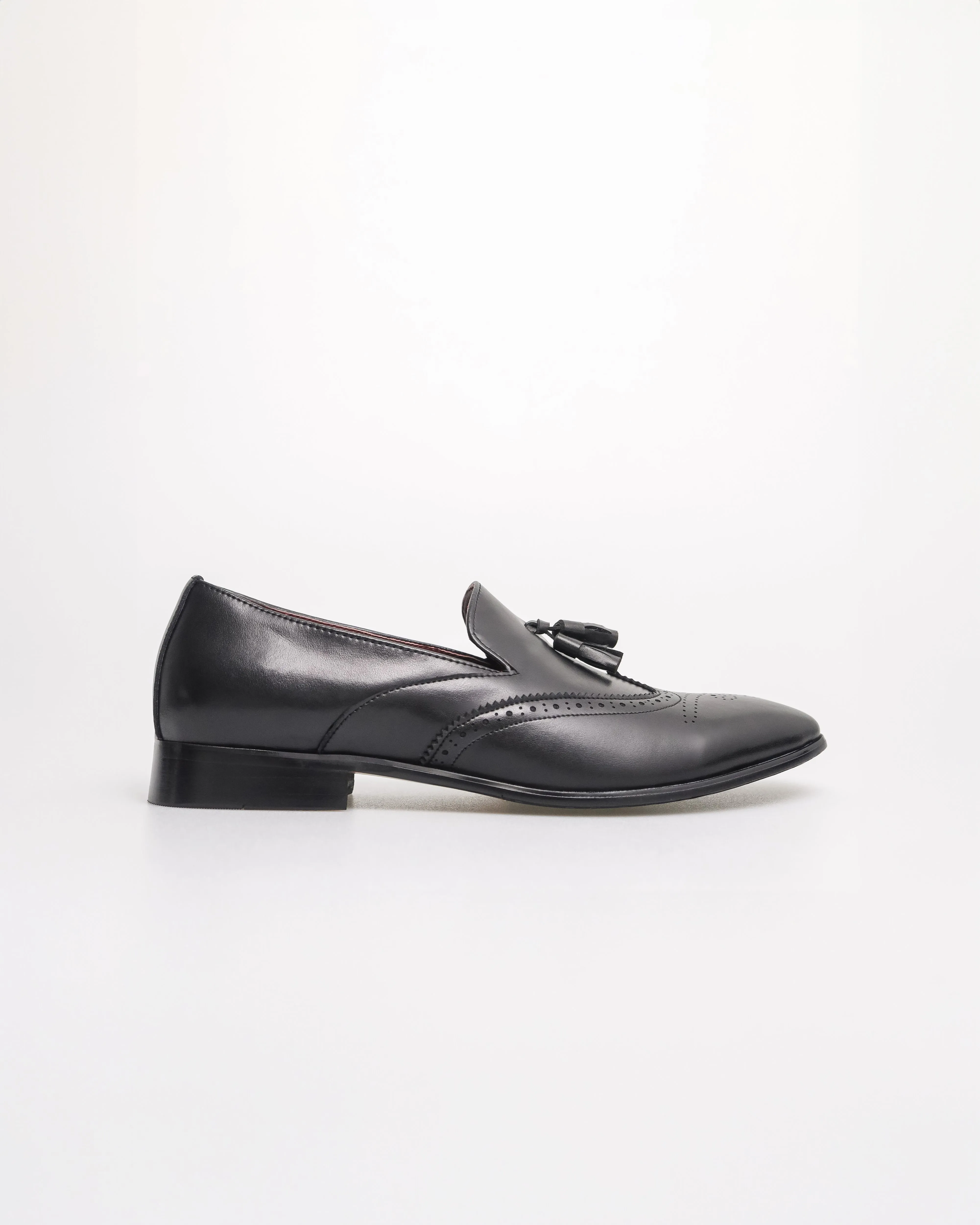 Tomaz HF100 Men's Wingtip Tassel Loafer