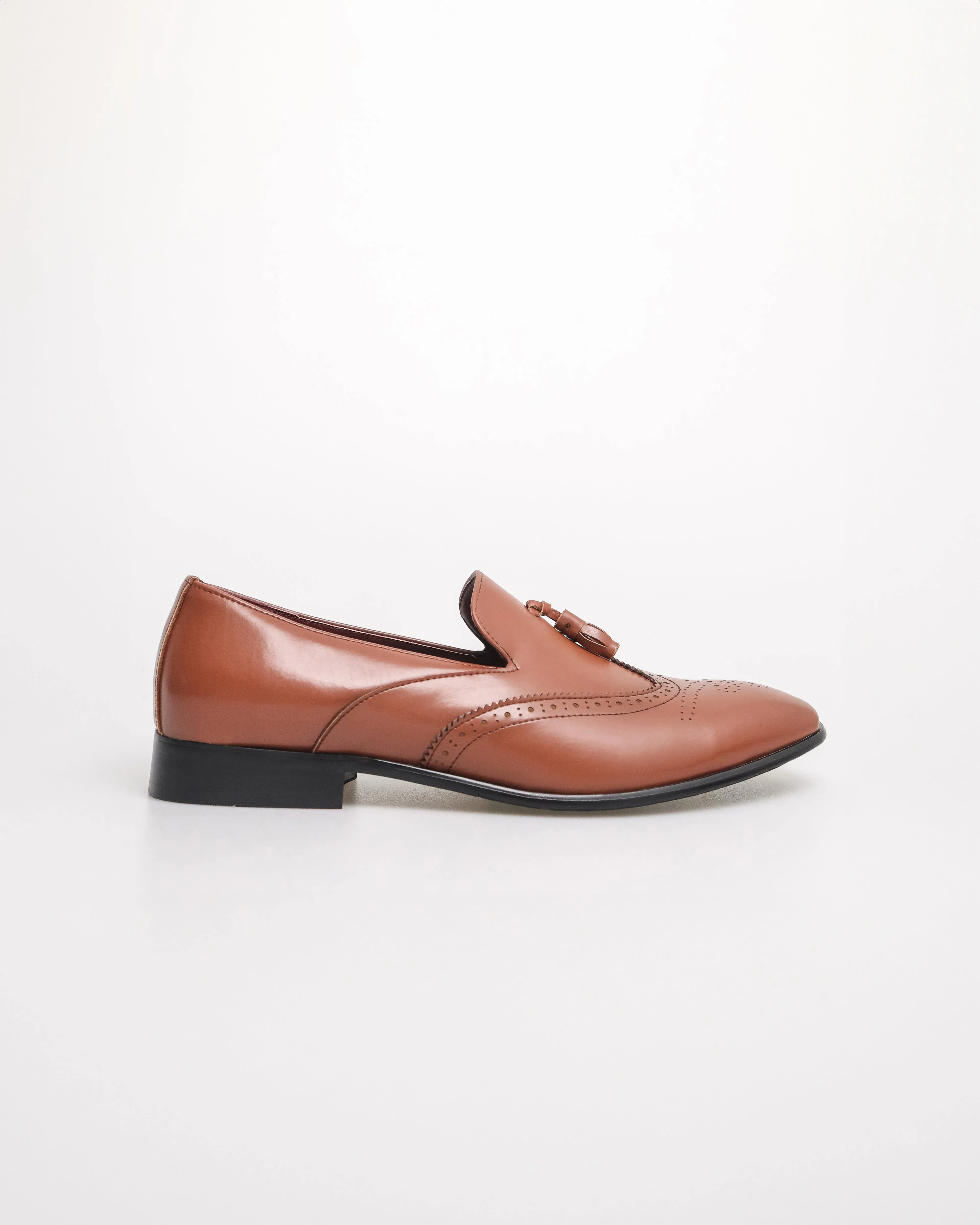 Tomaz HF100 Men's Wingtip Tassel Loafer