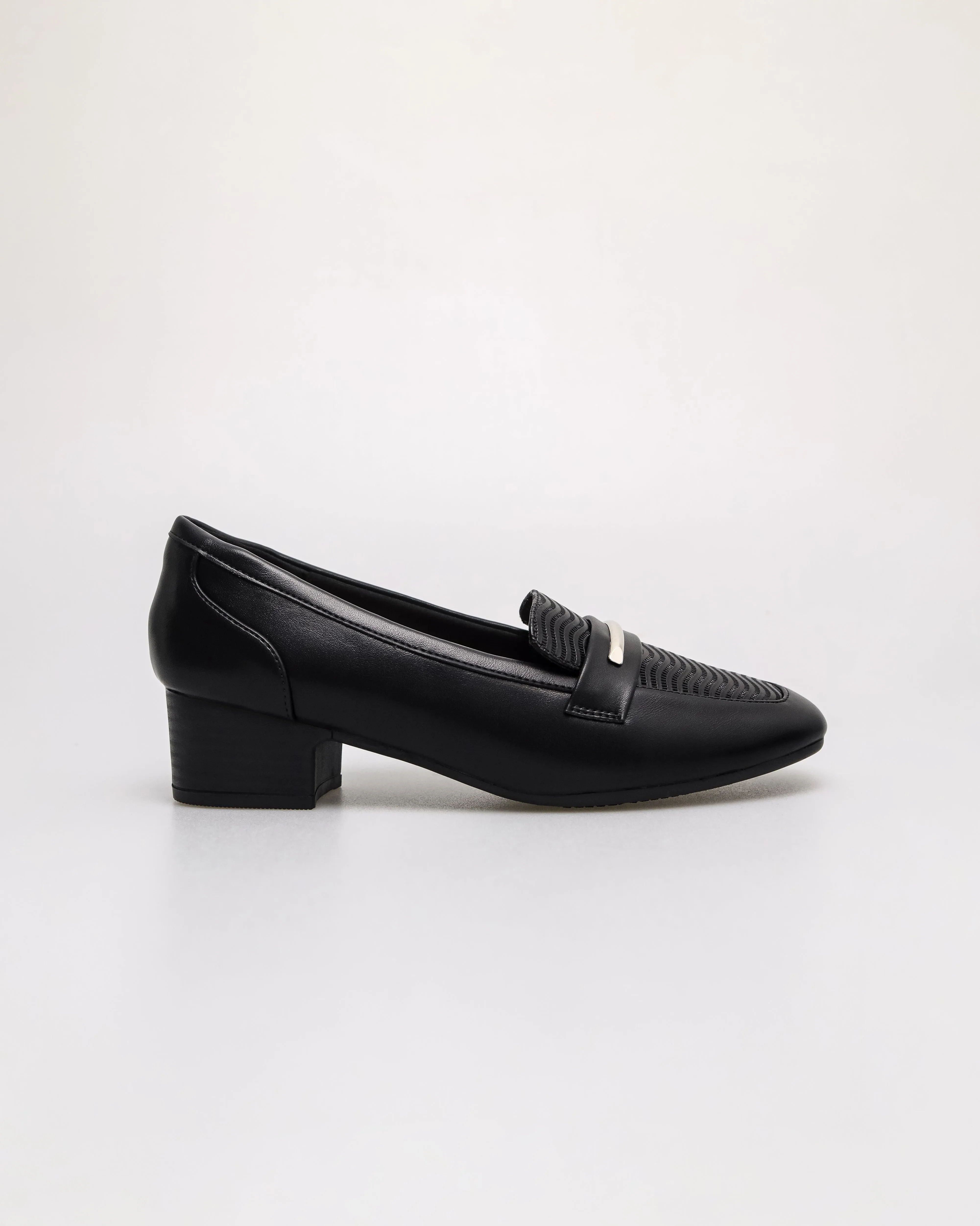 Tomaz NN368 Ladies Wavy Silvery Charm Loafers