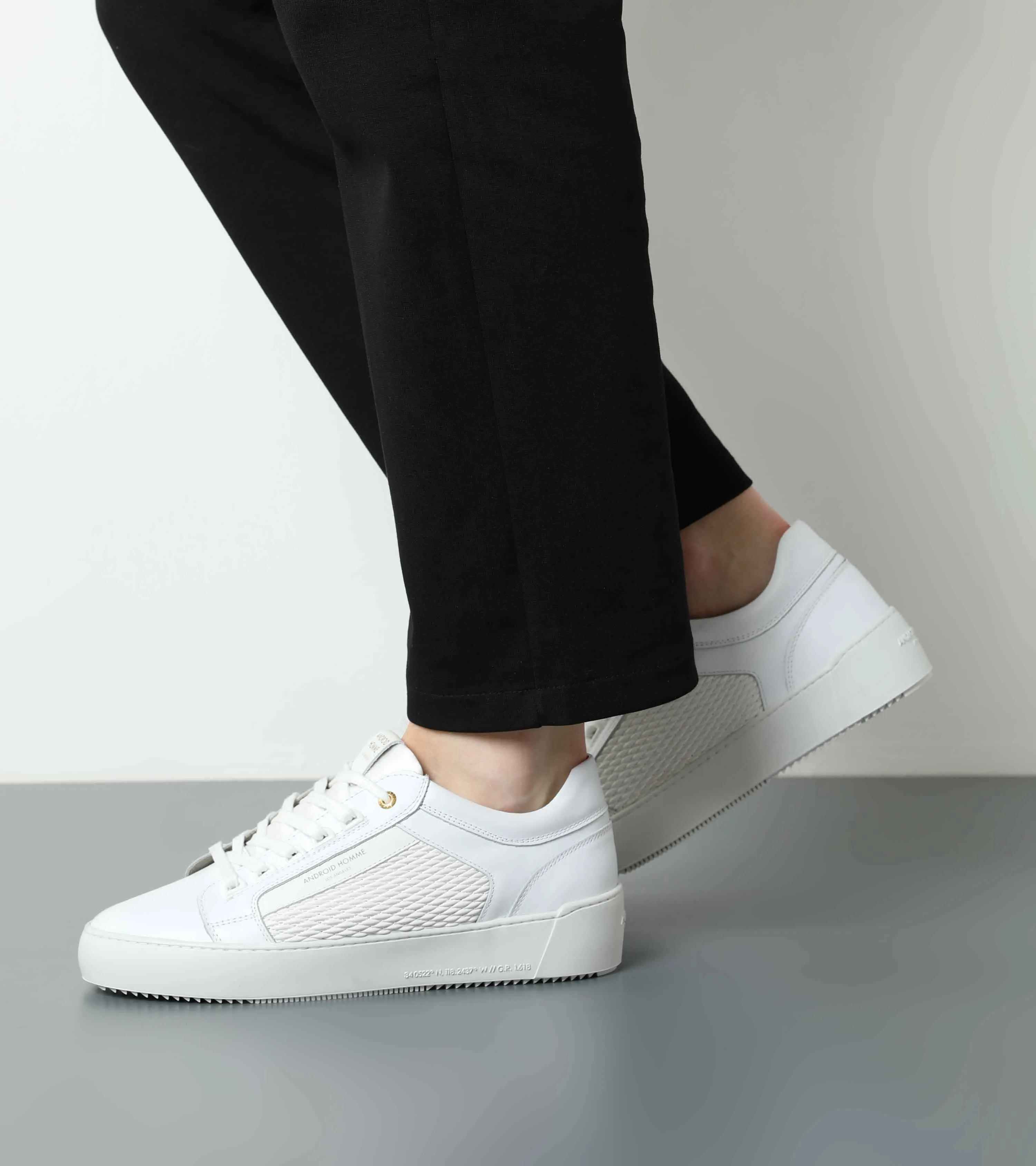Venice | White Stretch Woven AHP223-15