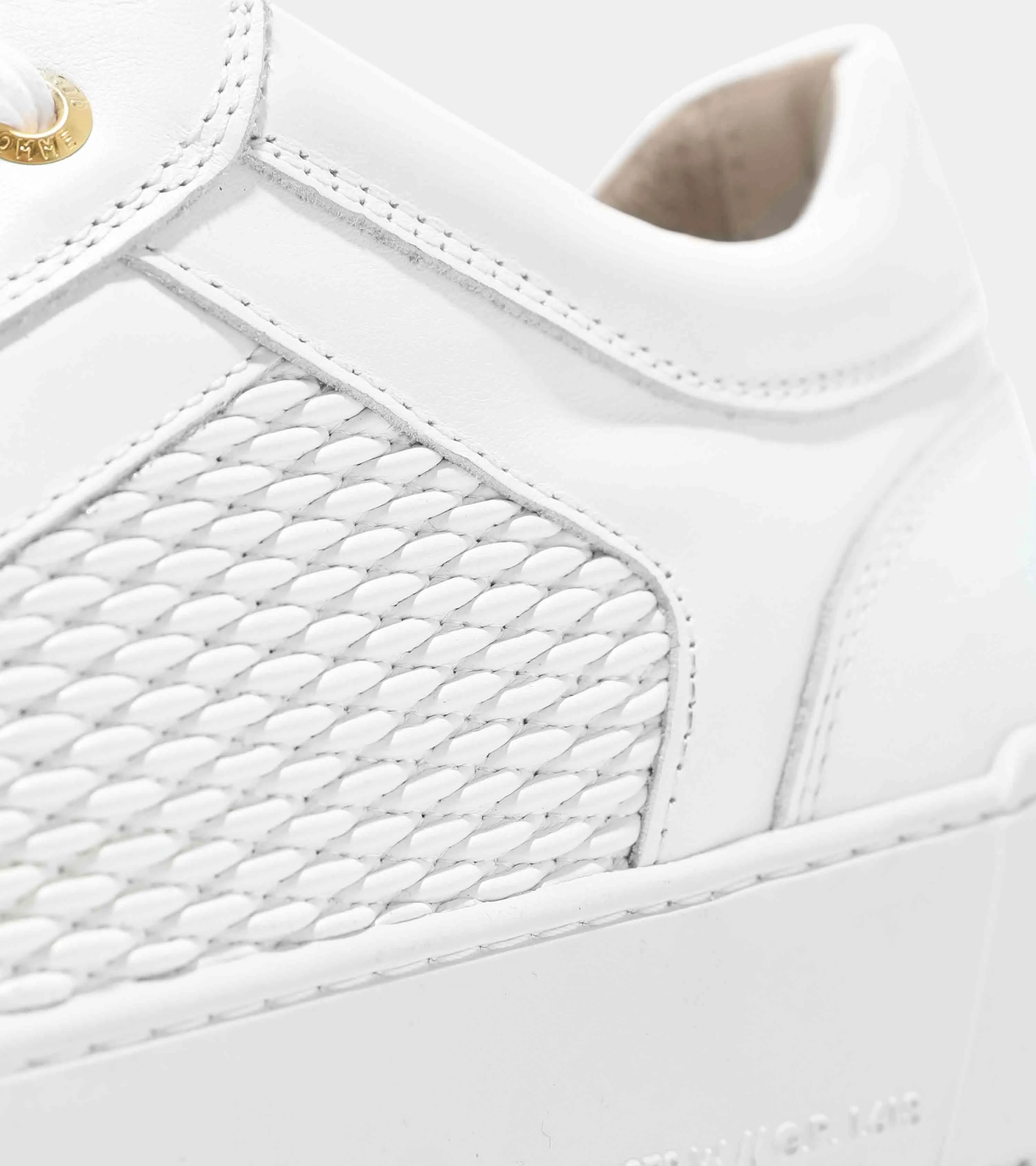 Venice | White Stretch Woven AHP223-15